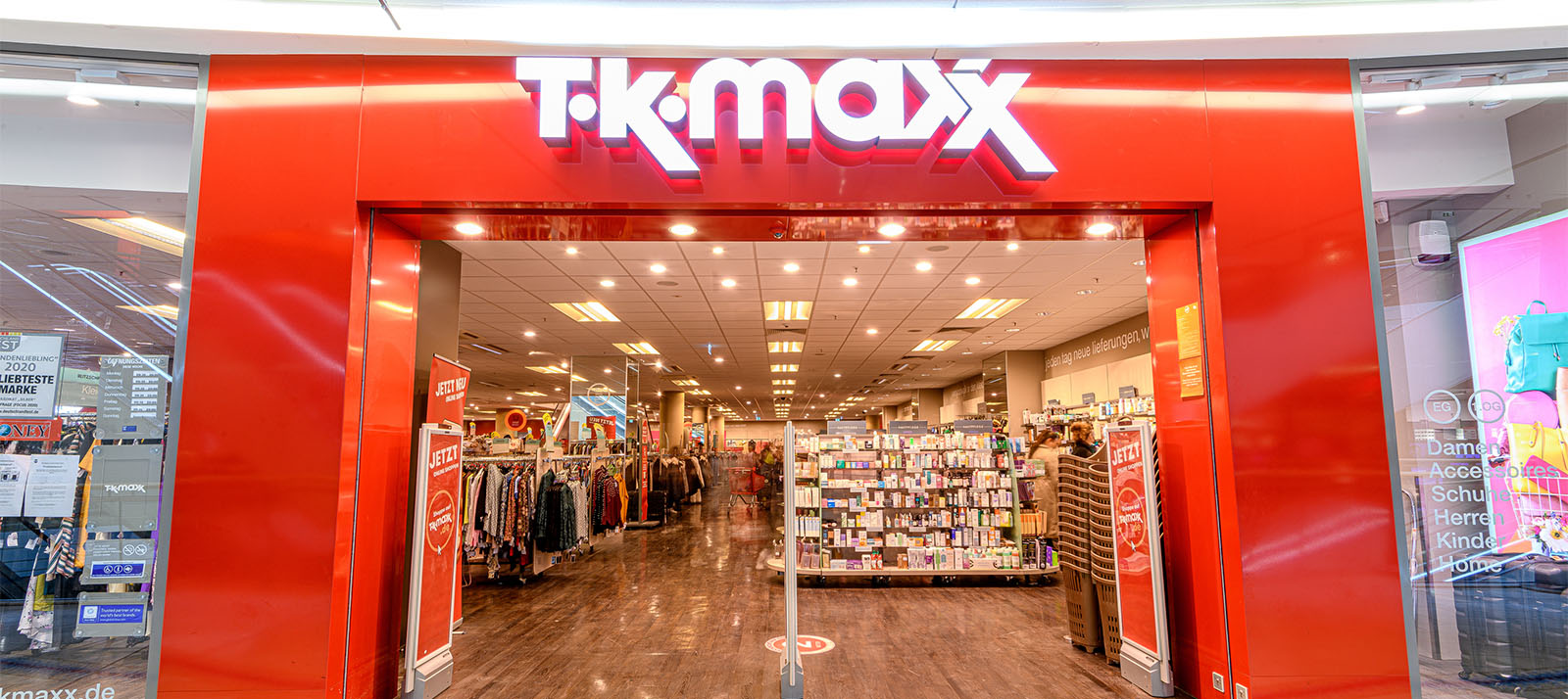 Eingang von TK Maxx