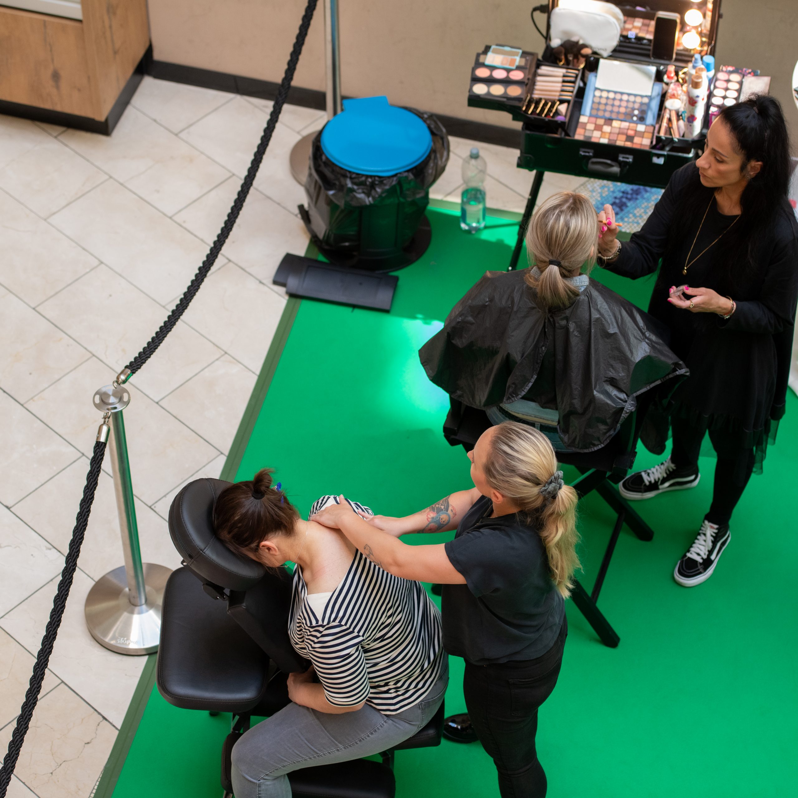 Wellness-Station mit Massage und Make-up