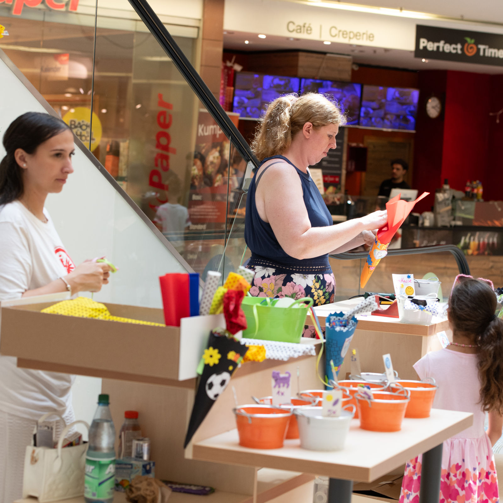 Bastelstand im Einkaufszentrum